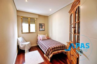 Piso en venta en Numancia - San Fernando en Santander