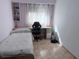 Piso en venta en Nou Moles en Valencia