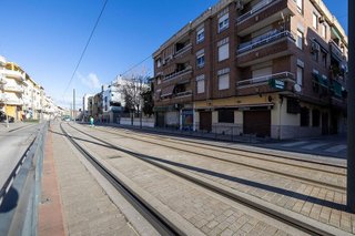 Local comercial en venta en Maracena