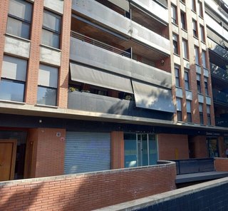 Local comercial en venta en Vilablareix