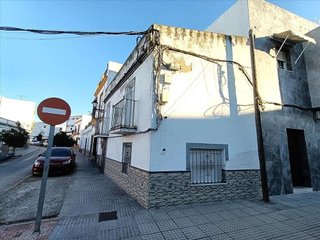 Chalet en venta en Lora del Río
