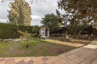 Chalet en venta en Residencial Triana - Barrio Alto en Gabias (Las)