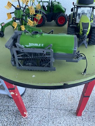 Tractor Fendt con Accesorios