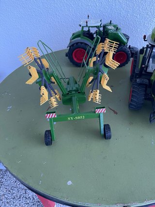 Tractor Fendt con Accesorios