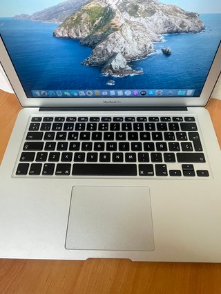Apple Macbook Air 13" 2017 (A1466) -106081-