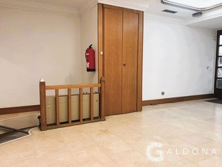 Local comercial en venta en El Antiguo en San Sebastián-Donostia