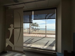 Local comercial en venta en El Puerto en Roquetas de Mar