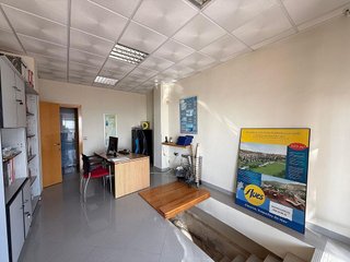 Local comercial en venta en El Puerto en Roquetas de Mar