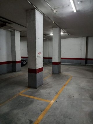 Garaje en venta en Cortadura - Zona Franca  en Cádiz