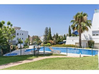 Piso en venta en Puerto Banús en Marbella