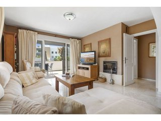 Piso en venta en Puerto Banús en Marbella