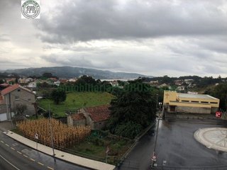 Piso en venta en Poio