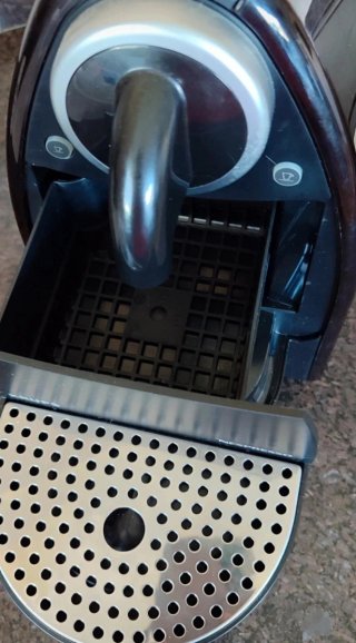 Cafetera Krups Nespresso Negra