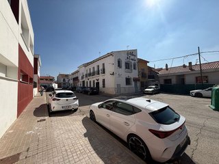 Local comercial en venta en Torres de la Alameda
