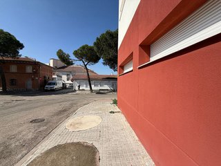 Local comercial en venta en Torres de la Alameda