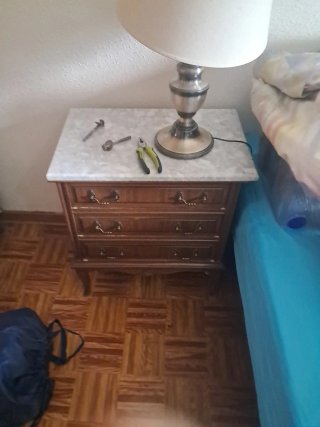 Mesilla de noche madera y mármol