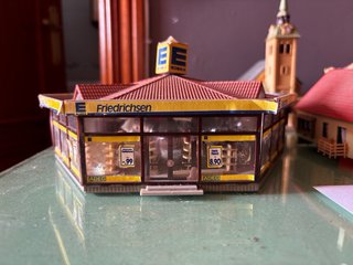 MaquetaHO:Tío Vivo con luces, supermercado,iglesia