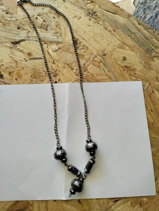Collana con perline