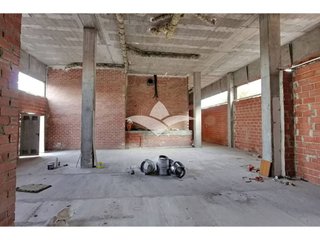 Local comercial en alquiler en Meliana