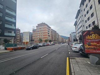 Local comercial en alquiler en La Ería - Masip en Oviedo