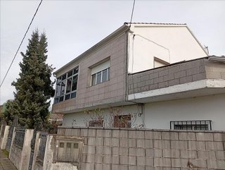 Chalet en venta en Lalín