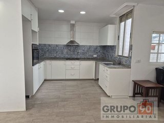 Casa adosada en venta en Aldaia