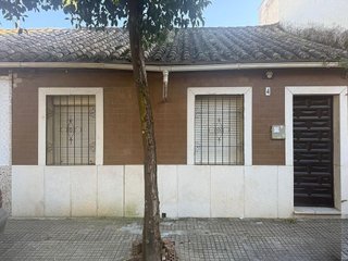Chalet en venta en Campo de la Verdad - Miraflores en Córdoba