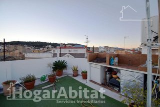 Casa adosada en venta en Centro en Chiva