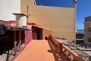 Casa pareada en venta en La Carihuela en Torremolinos