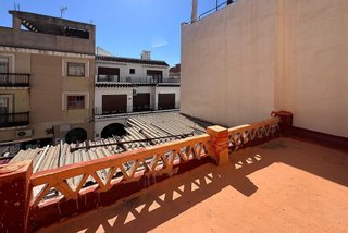Casa pareada en venta en La Carihuela en Torremolinos