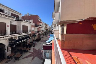 Casa pareada en venta en La Carihuela en Torremolinos