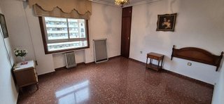 Piso en venta en Linares