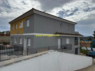Casa pareada en venta en Centro en Chiva