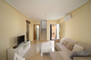 Casa adosada en venta en San Miguel de Salinas