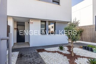 Casa pareada en venta en Nuevo Bulevar en Mairena del Aljarafe