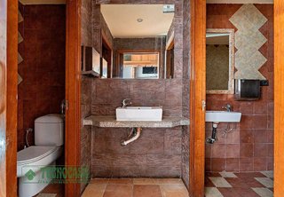 Local comercial en venta en Roquetas Centro en Roquetas de Mar
