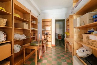 Edificio en venta en Baza