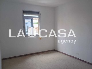 Chalet en venta en La Granja-La Colina-Los Pastores en Algeciras