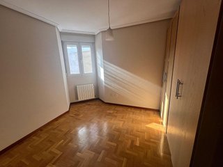 Piso en venta en Perchera en Gijón
