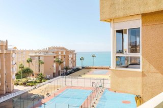 Piso en venta en Centro Internacional en Torrox