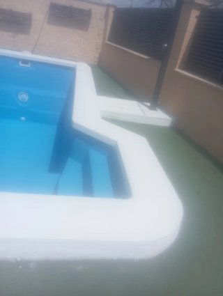 Limpieza y pintura de piscinas de fibra Y OBRAS