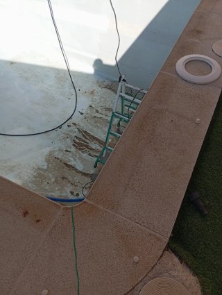 Limpieza y pintura de piscinas de fibra Y OBRAS