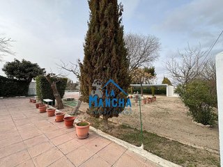Chalet en venta en Almansa