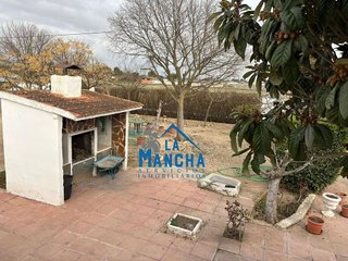 Chalet en venta en Almansa