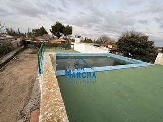 Chalet en venta en Almansa