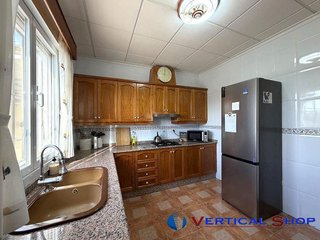 Chalet en venta en Caudete