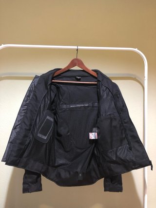 Chaqueta de motorista con protecciones SEVENTY