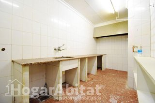 Edificio en venta en Tavernes de la Valldigna