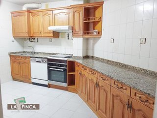 Piso en venta en Milán - Pumarín - Teatinos en Oviedo