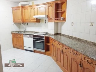 Piso en venta en Milán - Pumarín - Teatinos en Oviedo